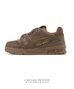 LOUIS VUITTON Trainer 牛皮鞋 圓頭繫帶 低筒 板鞋 男女 共用 棕色