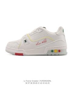 LOUIS VUITTON Trainer 牛皮 平底 系帶 低筒 板鞋 男女 白黃藍 上海郵輪限定
