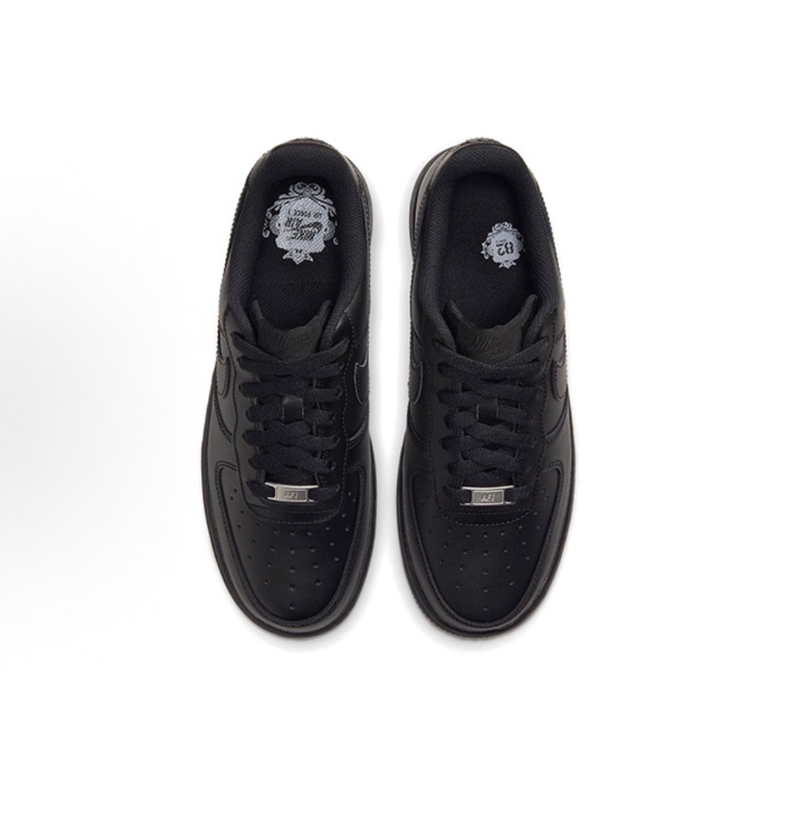 Nike Air Force 1 triple black 低筒 板鞋 純黑:圖片 5