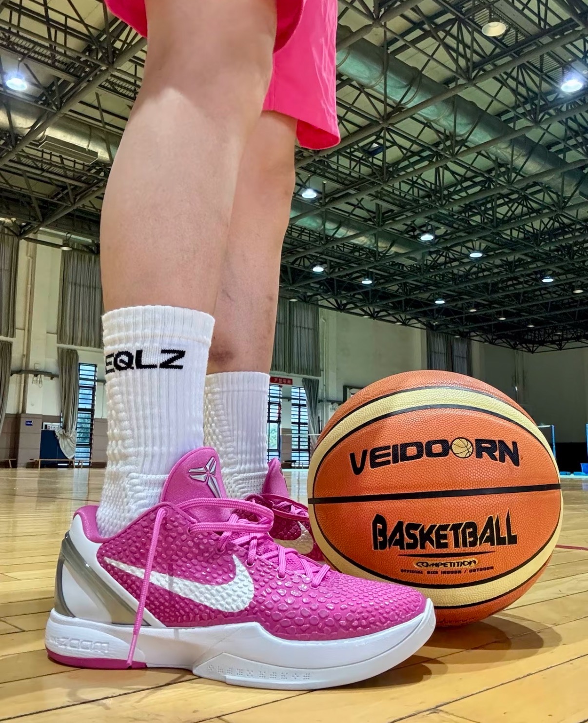 Nike Zoom Kobe 6圓頭低幫實戰籃球鞋男鞋女鞋粉白色:圖片 5