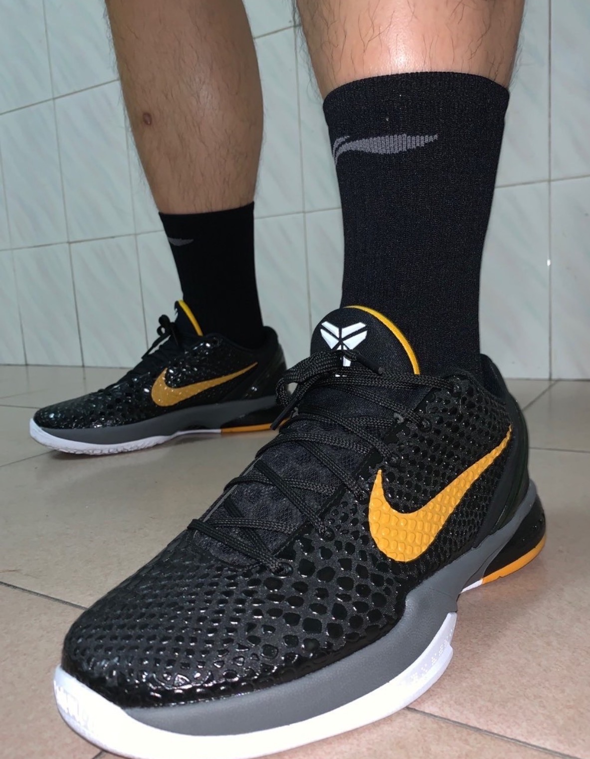 Nike Zoom Kobe 6 Black Del Sol舒適百搭防滑耐磨包裹性平衡低幫籃球鞋男鞋女鞋黑黃:圖片 5