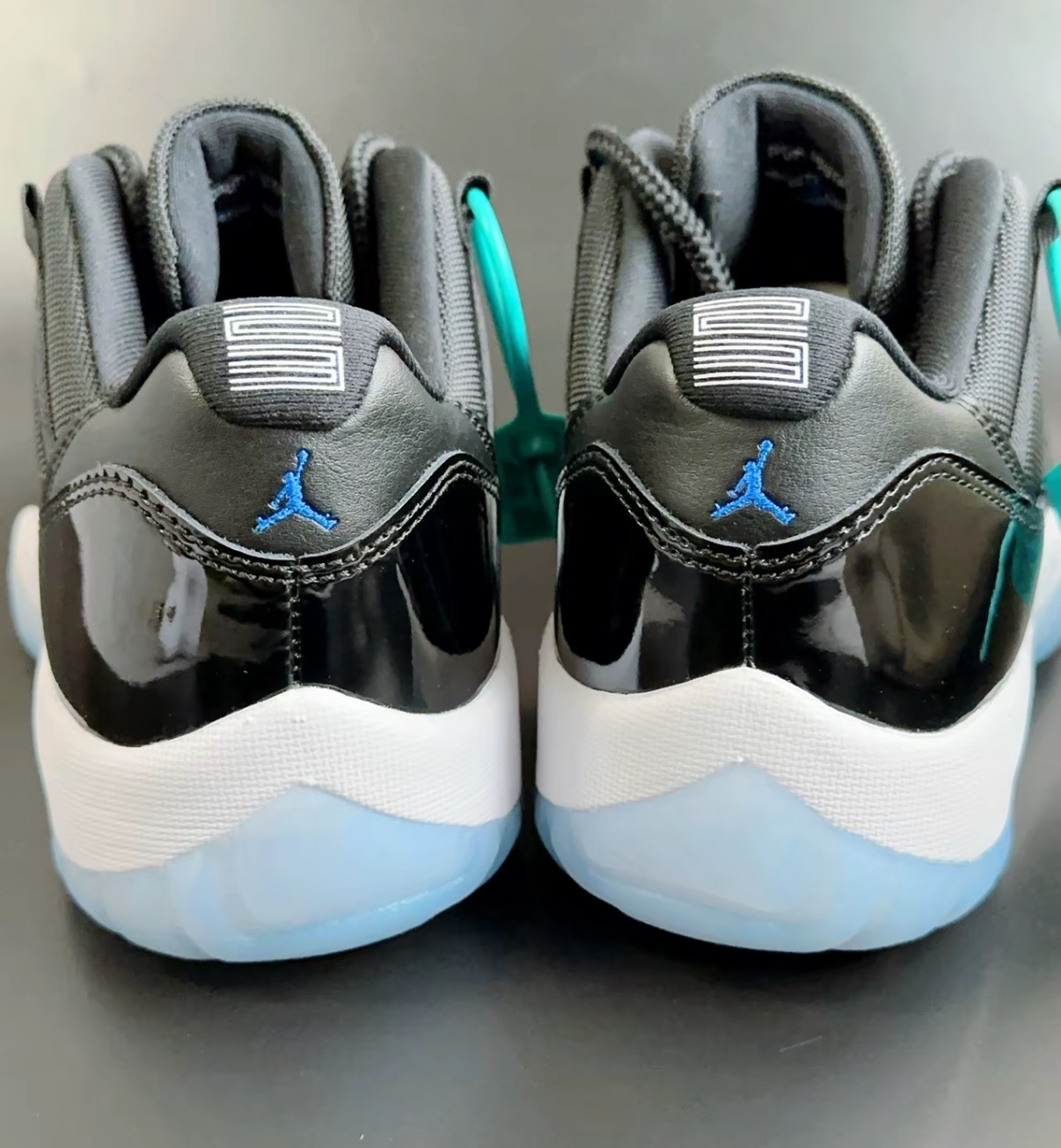 Jordan 空軍 Jordan 11 Retro Low "Space Jam":圖片 6
